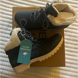 Water Resistant Fleece Lined Hiking Boots